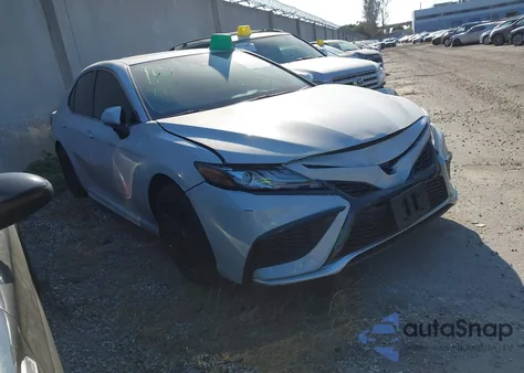2023 Toyota Camry Xse Hybrid z USA, uszkodzony, nr VIN 4T1K31AK2PU055988